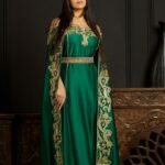 جلابية سهرة ملكية بالتطريز الذهبي