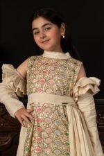 ⁦فستان لؤلؤة التراث⁩ - الصورة ⁦2⁩