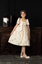 فستان هلال الذهب