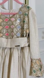 ⁦فستان الأميرة التراثي⁩ - الصورة ⁦2⁩