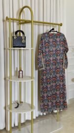 ⁦جلابية نقوش الشرق⁩ - الصورة ⁦2⁩